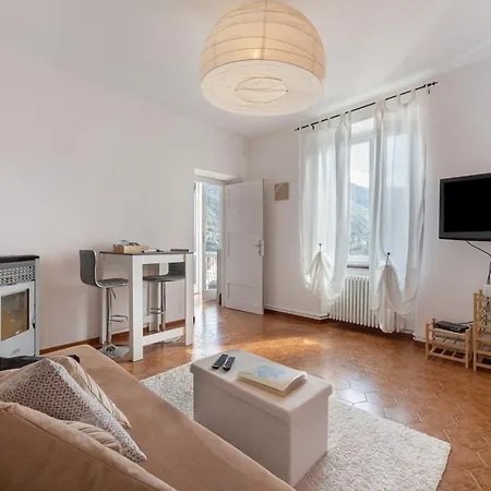 Panoramica In Guest house Moltrasio